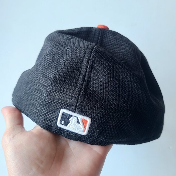 San Francisco Giants 59FIFTY New Era Black & Orange Baseball Hat Size 7 1/8 - Picture 4 of 8
